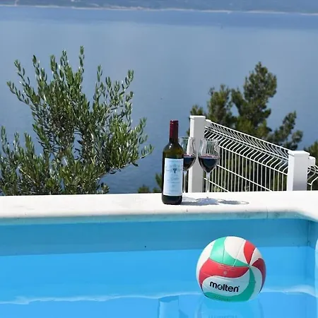 Vineyard Oaza *